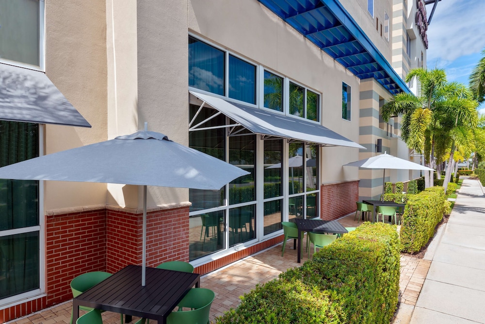 Hampton Inn & Suites Sarasota Lakewood Ranch - photo 51