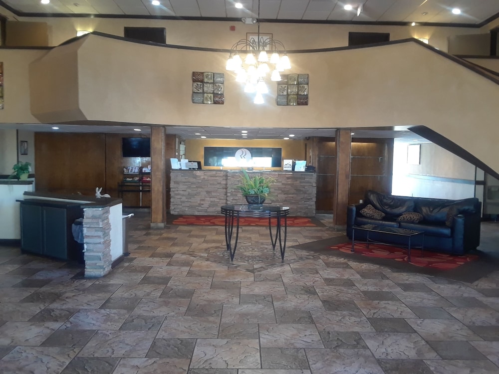 Amerstone Inn & Event Center - photo 2