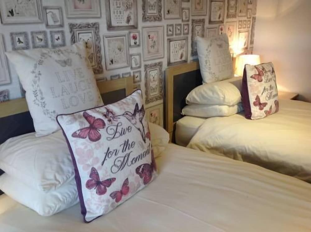 Dunroamin - carbon neutral hotel in Aviemore