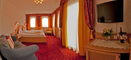Hotel Kristall — Falzes — photo 4