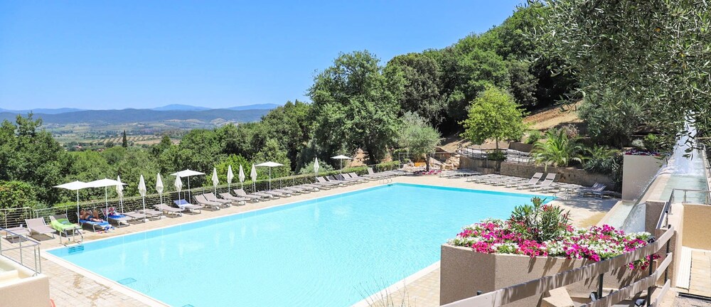 Vallicella Glamping Resort in Scarlino, Italy