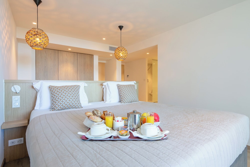 Hôtel La Plage — hotel in Sainte-Maxime