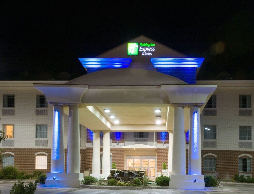 Holiday Inn Express & Suites Levelland by IHG - photo 33