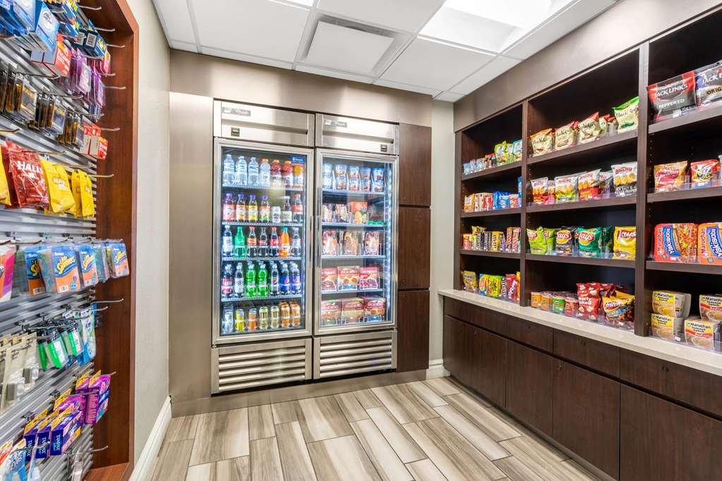 La Quinta Inn & Suites by Wyndham Denver Boulder Louisville - photo 28