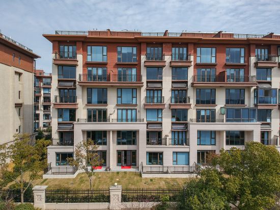 Huan Villa Nanjing — 4-Star Luxury Hotel in Nanjing, People's Republic of China
