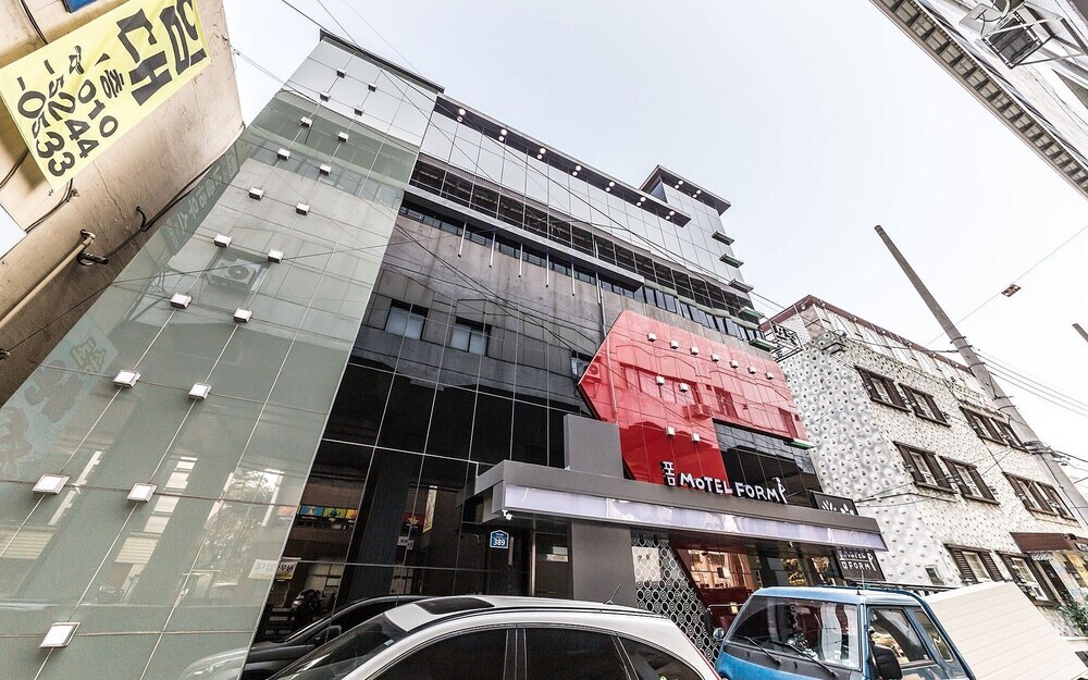 Gueui Form - carbon neutral hotel in Seoul