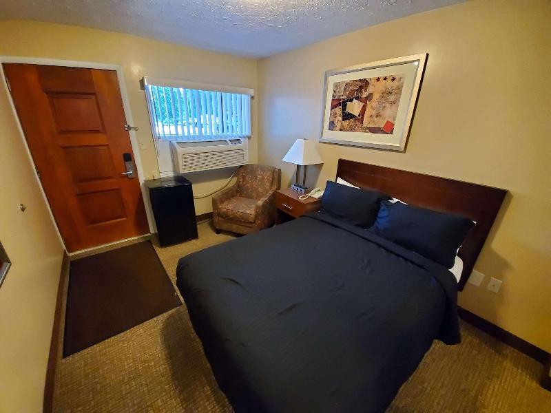 Jefferson Hills Motel - photo 46
