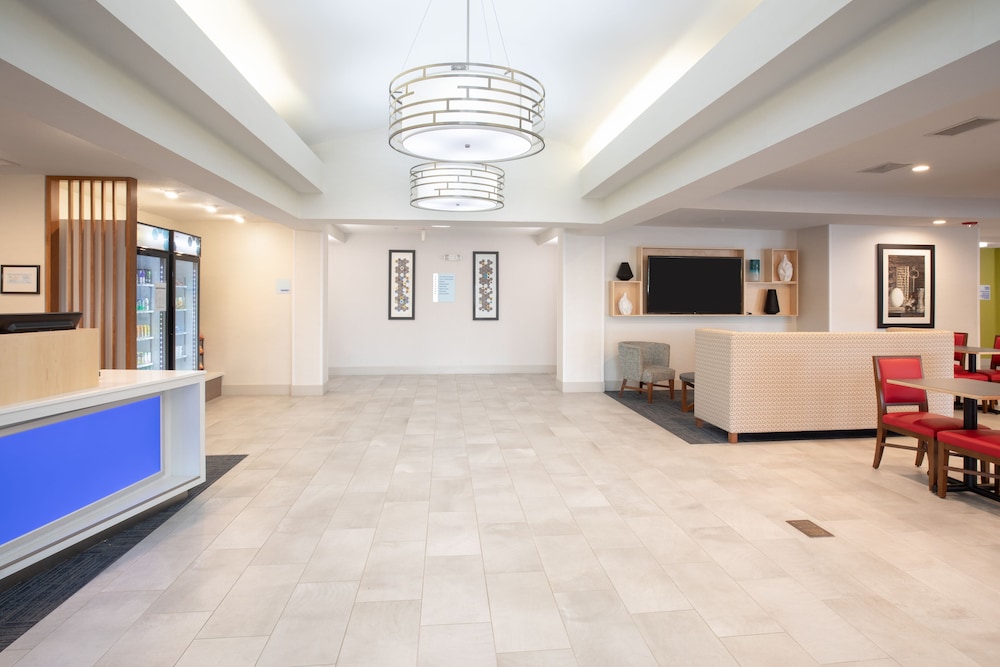 Holiday Inn Express Hotel & Suites Longmont by IHG - photo 45