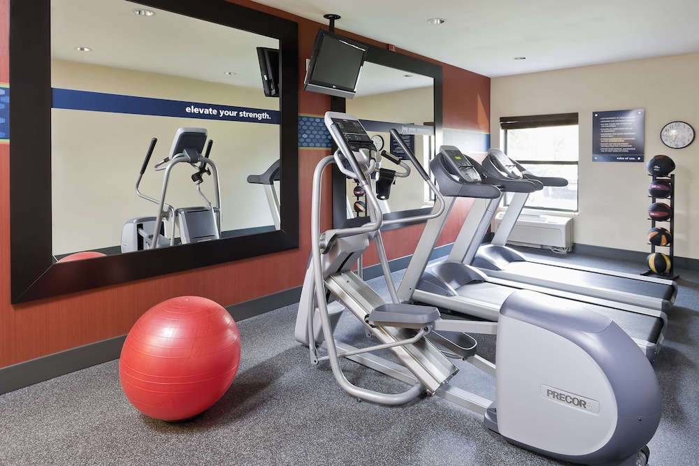 Hampton Inn Houston Stafford - photo 20