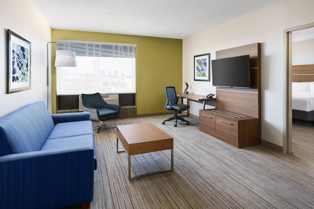 Holiday Inn Express Boston by IHG - photo 12