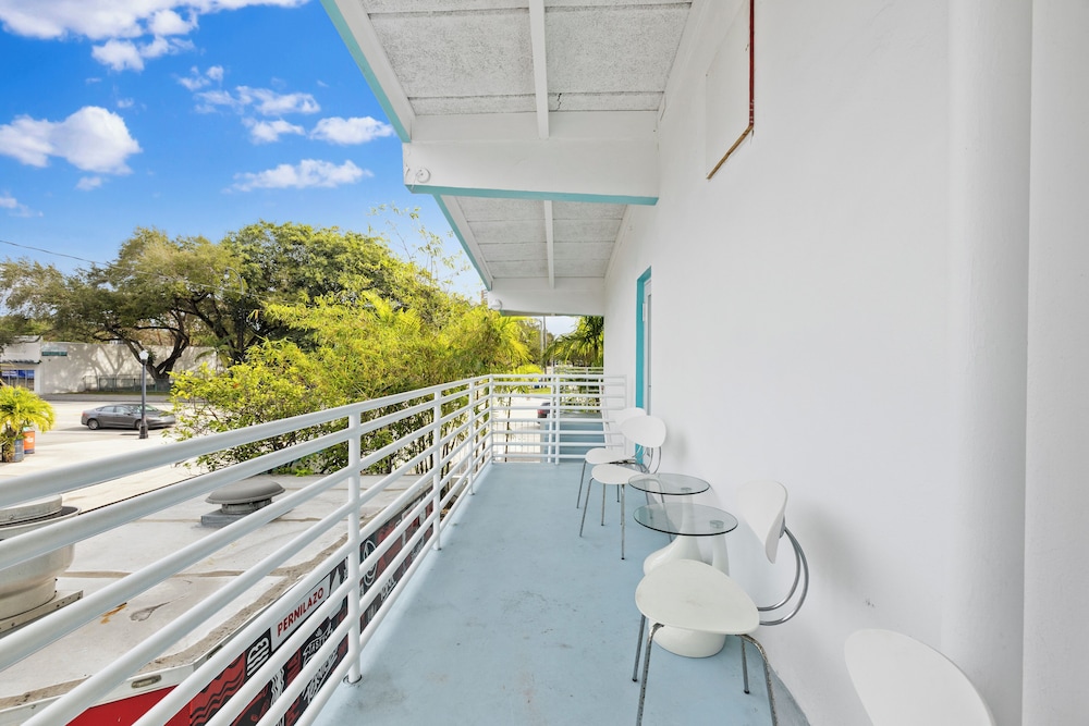 The New Yorker Hotel Miami - photo 32