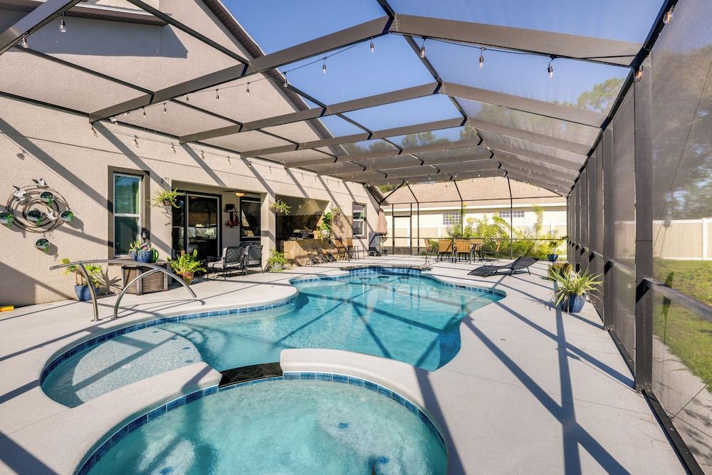 Palm Coast Paradise: Pool Spa & Outdoor Kitchen - featured photo