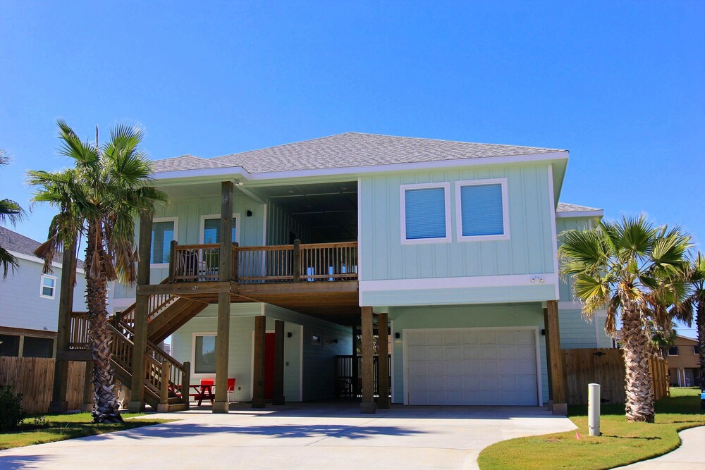 Sunshine s Serenity EP629 — 4-Star Luxury Hotel in Port Aransas, United States