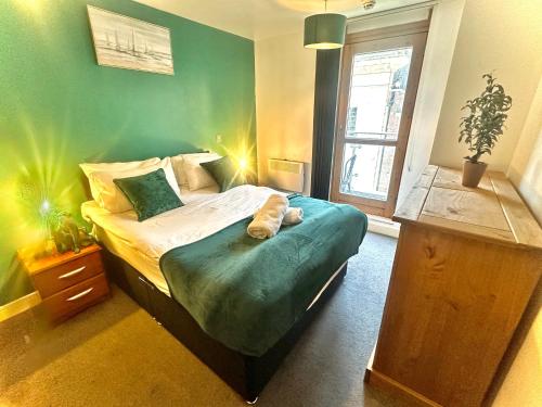 The Temple House Balcony Suite — 4-Star Luxury Hotel in Birmingham, United Kingdom