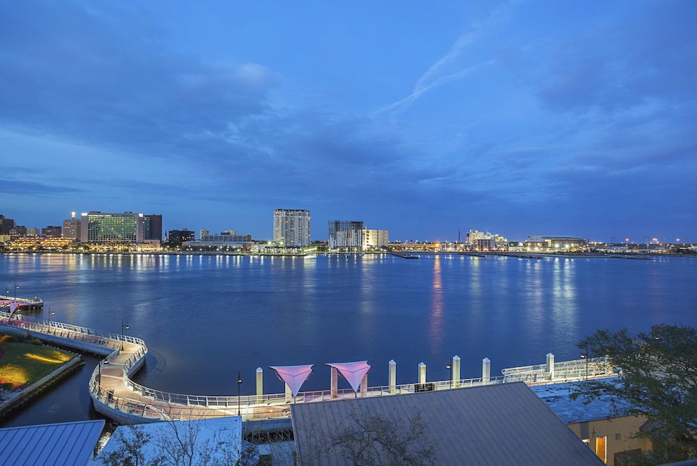 Southbank Hotel by Marriott Jacksonville Riverwalk - photo 42