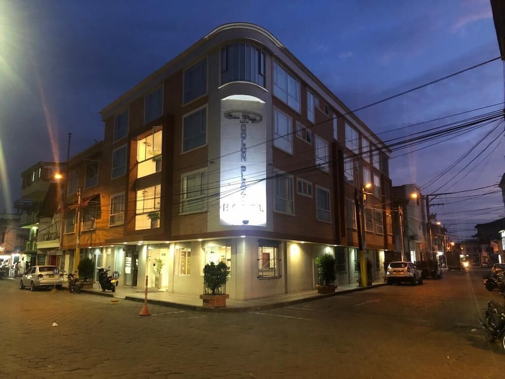 Colon Plaza Hotel — hotel in Tumaco