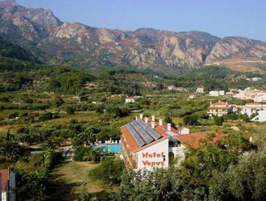 Venus - carbon neutral hotel in Kokkari