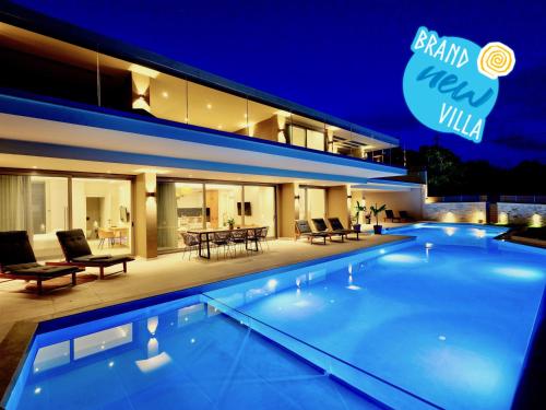Afionas Aethereum Luxury Villa Concept by DadoVillas — 4-Star Luxury Hotel in Agios Georgios, Greece