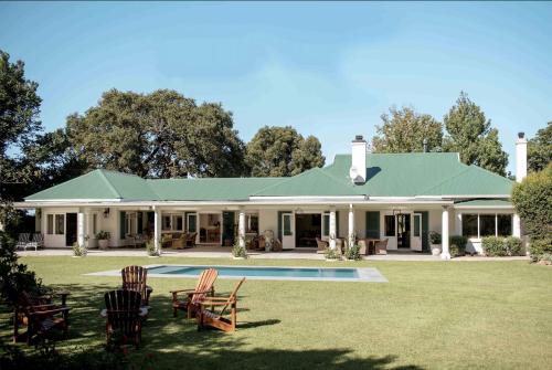 Woodlands Villa — 4-Star Luxury Hotel in George, South Africa
