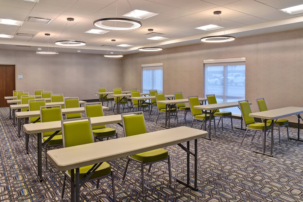 Holiday Inn Express & Suites Ottawa by IHG - photo 37