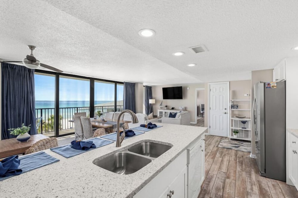 Sandpiper Beacon Beach Resort - photo 184