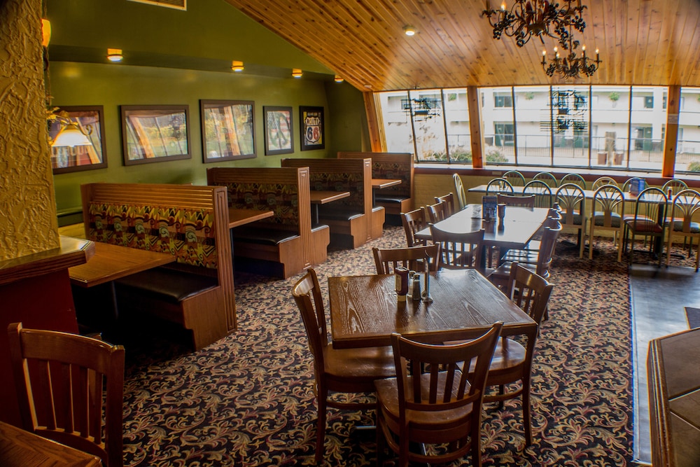 Quality Inn & Suites Erie near Casino - photo 36