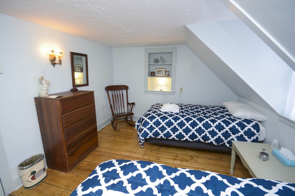 Brook Road Inn - photo 20