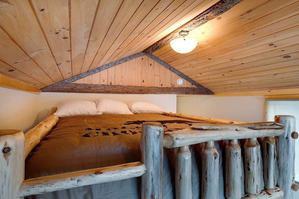 Cobble Mountain Lodge - photo 25