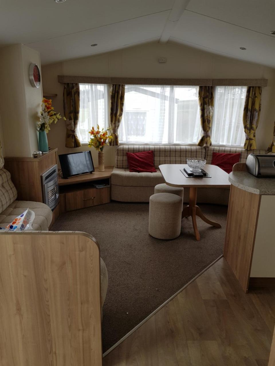 Caravan Willerby Rio in Looe, United Kingdom