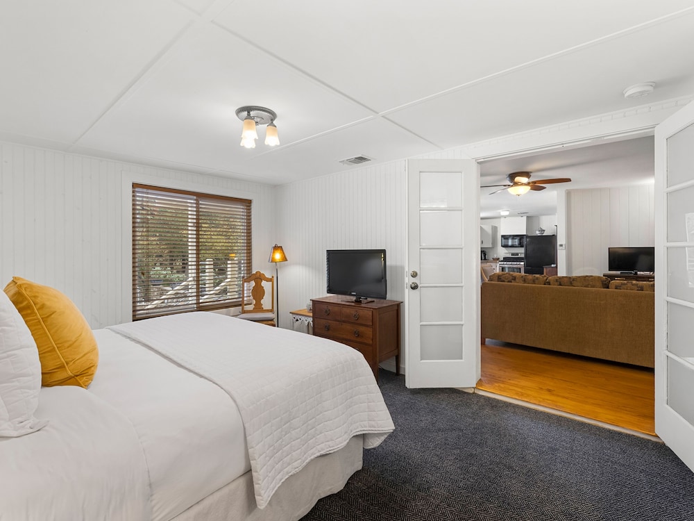 The Meyer Hotel - photo 27