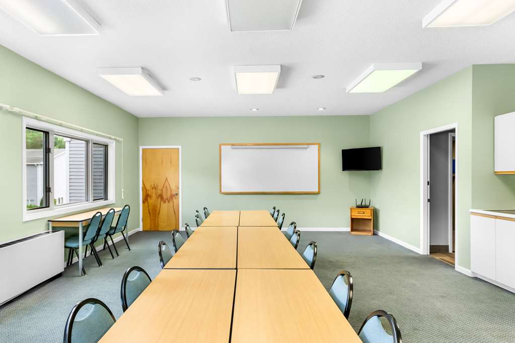 Quality Inn & Suites Gorham Riverside - photo 47