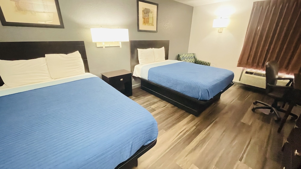 Pinckeyville Inn and Suites - photo 12