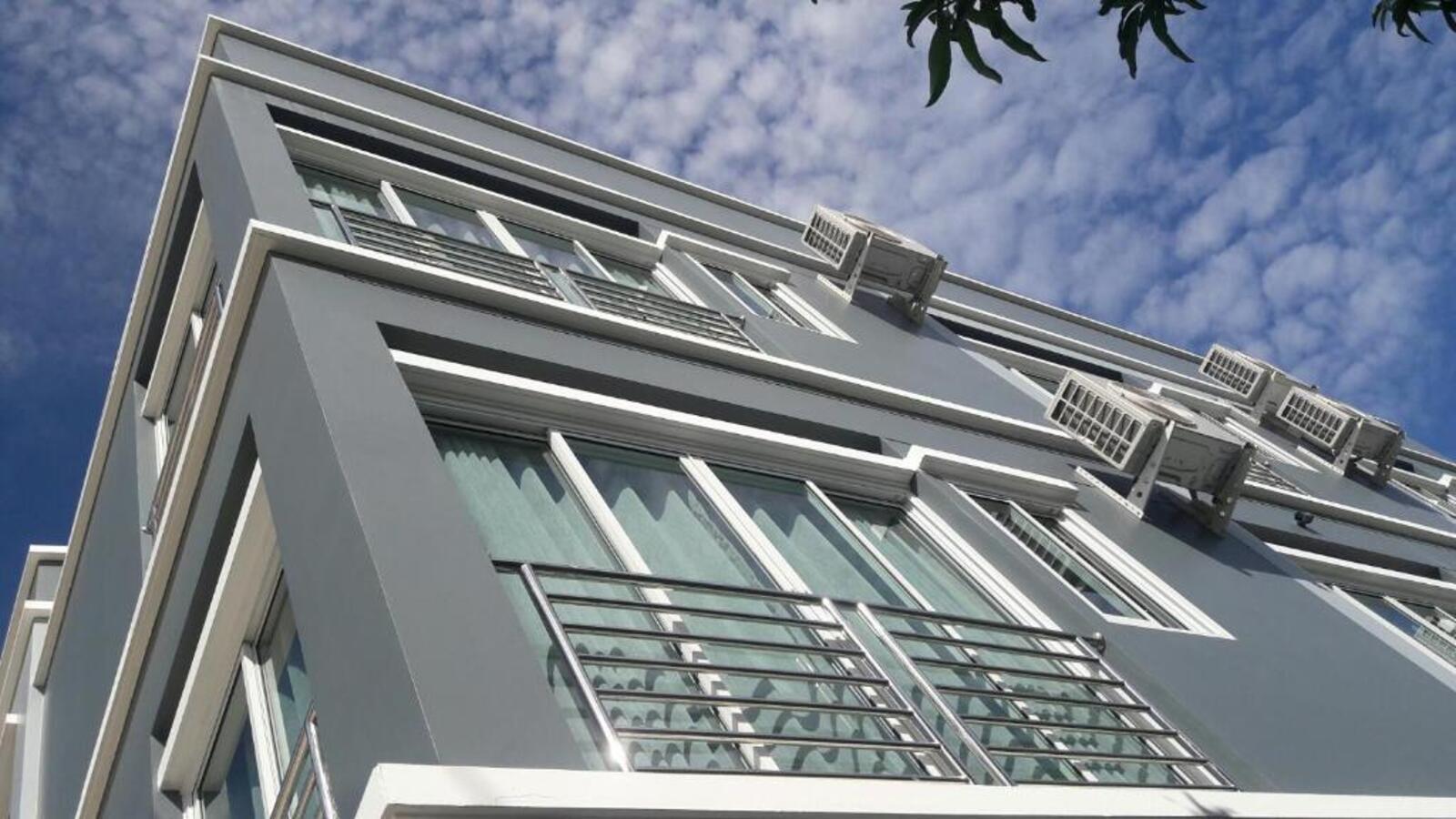 Asia's Beach Apartments — 4-Star Luxury Hotel in Sattahip, Thailand