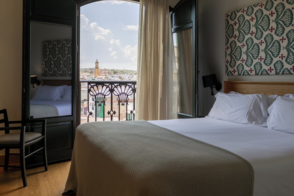 Hotel Estepona Plaza - carbon neutral hotel in Estepona