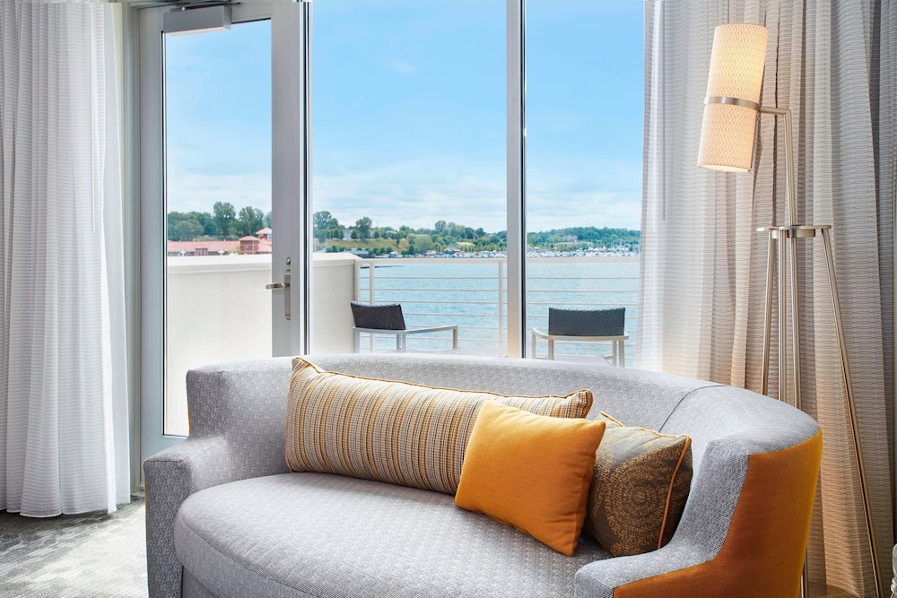 Courtyard by Marriott Erie Bayfront - photo 7