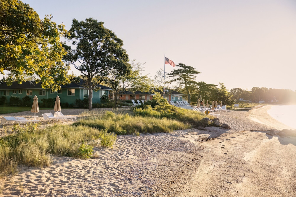 Silver Sands Motel & Beach Bungalows - photo 136