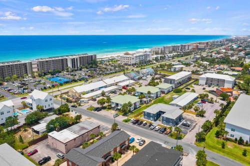 Bluefish 7 Tranquil OKA Island Retreat 2BR Oasis — 4-Star Luxury Hotel in Fort Walton Beach, United States