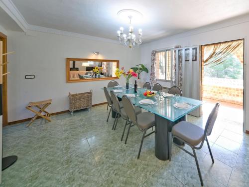 Villa Consuelo — 4-Star Luxury Hotel in Calp, Spain