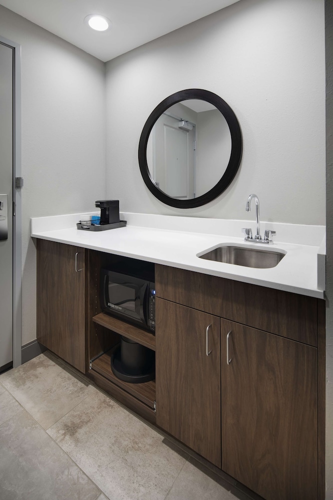 Hampton Inn & Suites D'Iberville Biloxi - photo 11