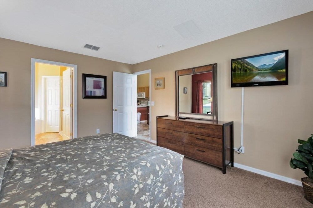 Emerald Island Resort 4 bed 3 Bath With Pool spa - photo 8