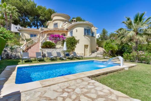 Villa Cleo — 4-Star Luxury Hotel in Moraira, Spain