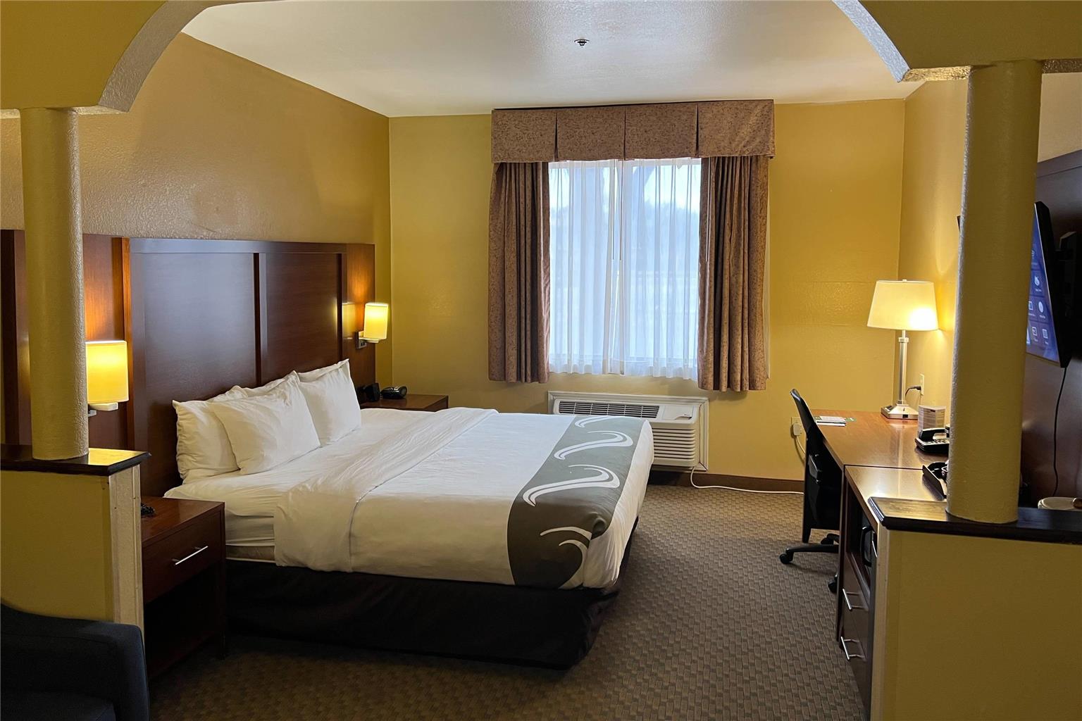 Quality Suites Midland North Loop 250 - photo 23