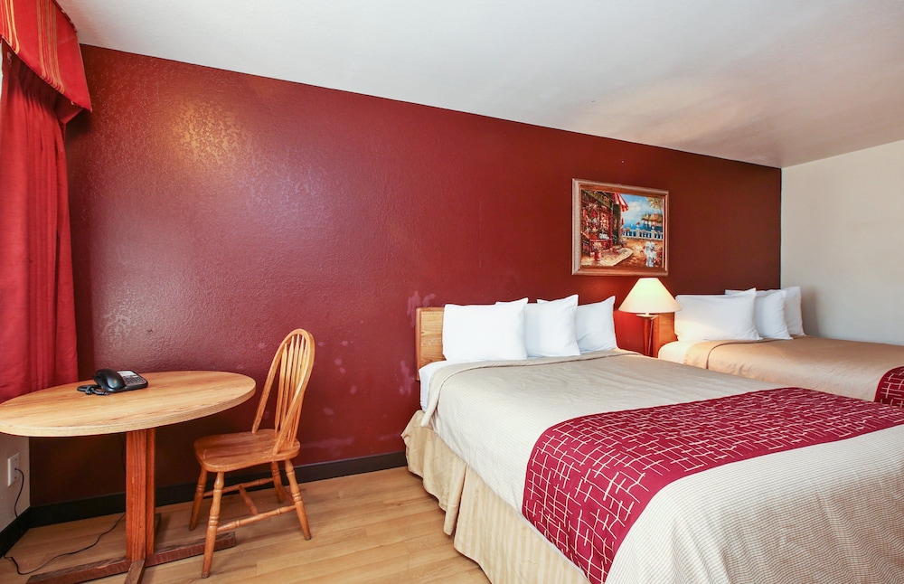Red Roof Inn Lompoc - photo 19