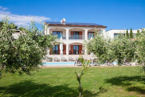 Beausoleil - carbon neutral hotel in Avignon