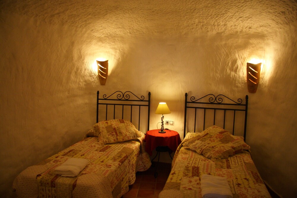 Casas Cueva el Mirador de Galera in Galera, Spain