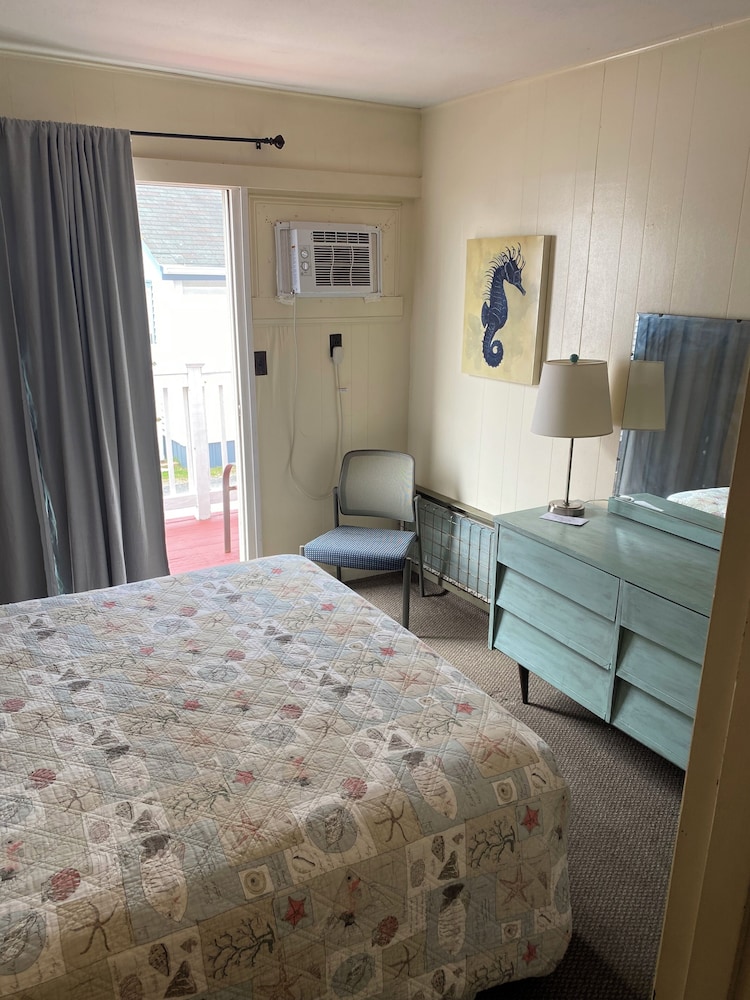 Grand View Motel - photo 21