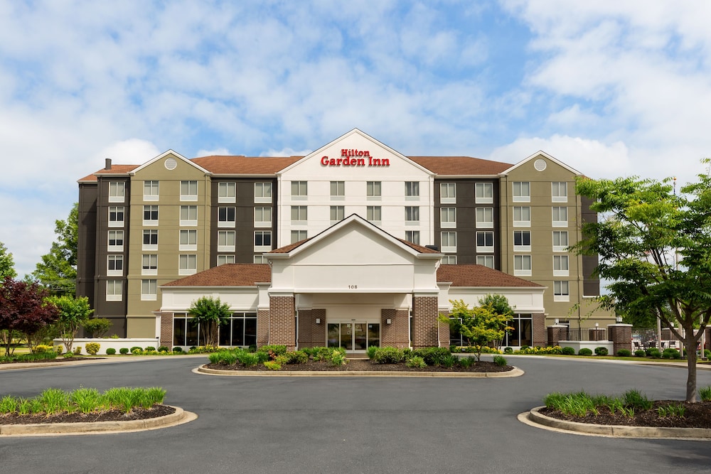 Hilton Garden Inn Greenville - photo 32