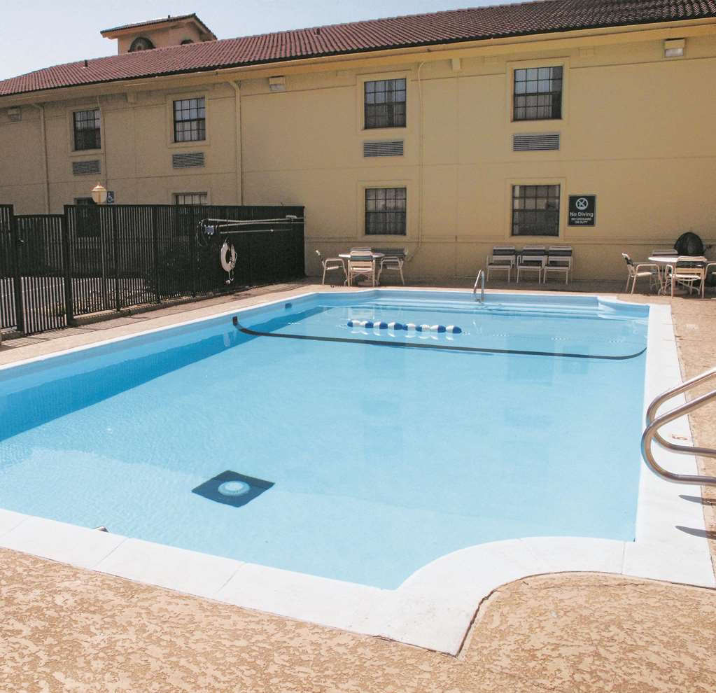 La Quinta Inn by Wyndham Omaha West - photo 7