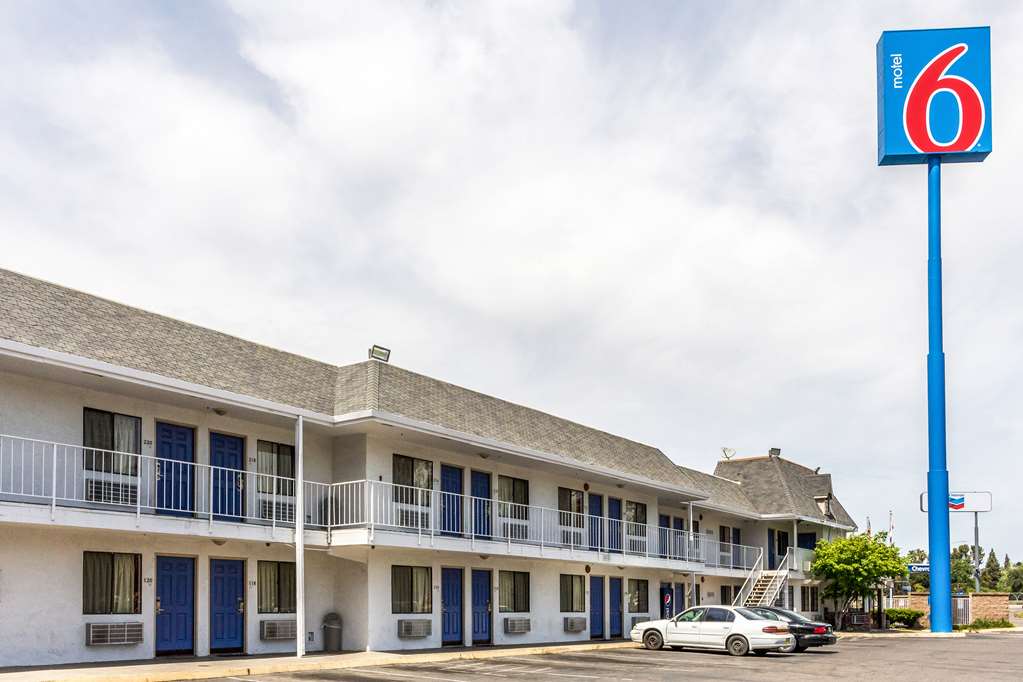 Motel 6 Fresno Belmont Ave.
