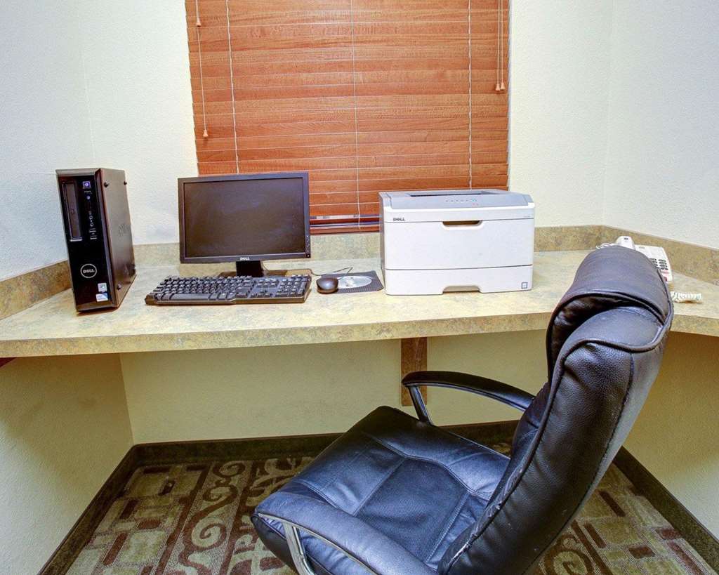 Comfort Suites Brenham - photo 19